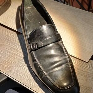 Salvatore Ferragamo Black Leather Loafers (193)